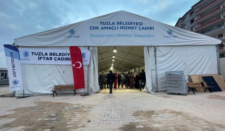 Tuzla Belediyesi’nin Kırıkhan Ve Tuzla’daki Çadırlarında İlk İftar Yapıldı