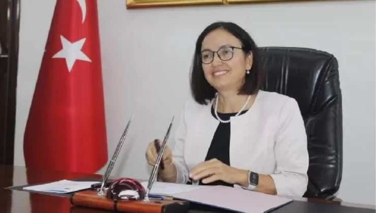 Yalova’nın 3’üncü kadın valisi, çiçek yerine depremzedeler için bağış yapılmasını istedi