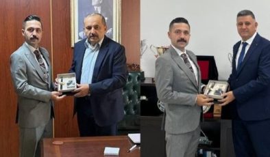 MHP Pendik İlçe Başkanı Kerim Kaya;  Pendik Devlet Hastanesi Başhekimi Dr. Salih Çalık ve Pendik SGK Müdürü Ali Kaçmaz’ı Ziyaret Etti