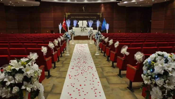 İstanbul 12 ilçesindeki nikah salonları "29 Şubat" nedeniyle boş kaldı