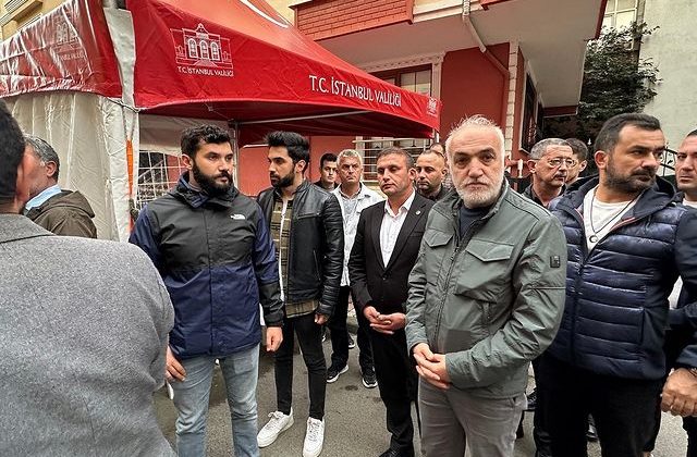 Ziyaret: MHP Beykoz İlçe Başkanlığı Şehit Polisin Ailesini Ziyaret Etti