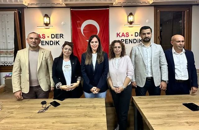 KASDER Kadın Kolları Başkanı ve Başkan Yardımcısı Pendik Şubesini Ziyaret Etti