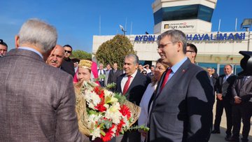 Ulaştırma ve Altyapı Bakanı Abdulkadir Uraloğlu, Aydın’daki Ulaşım Altyapısı Hakkında Konuştu