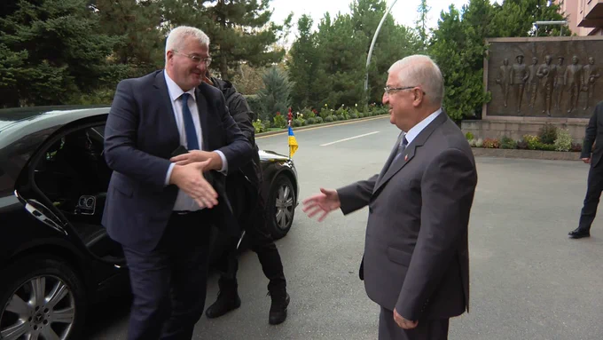 Millî Savunma Bakanı Yaşar Güler, Ukrayna Dışişleri Bakanı Andriy Sibiha ile Görüştü