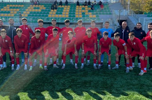 Ümraniyespor U16 Takımı Erokspor’u Mağlup Ederek Galip Geldi