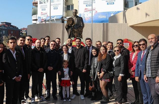 Maltepe Gençlik Kolları, 29 Ekim Cumhuriyet Bayramı’nı coşkuyla kutladı.