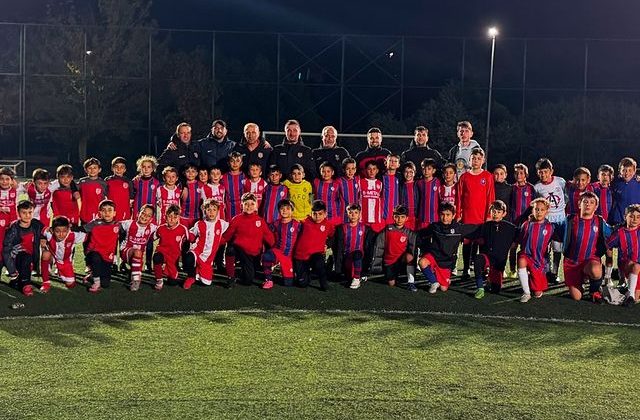 Pendikspor’un U10 ve U9 Takımları Çayırova Bulutspor ile Hazırlık Maçında Karşı Karşıya Geldi