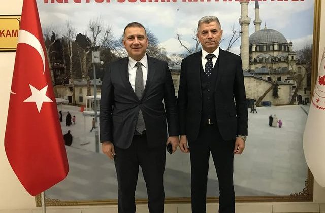 İstanbul Tuzla Kaymakamı Ümit Hüseyin Güney, Eyüpsultan Kaymakamı Dr. Arslan Yurt’u Ziyaret Etti