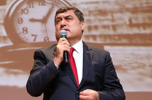 Kaymakam Kemal ŞAHİN, Sultanbeyli Belediye Başkanı Ali TOMBAŞ ve Başsavcı V. Onur OĞUZER, 10 Kasım’da Atatürk’ü Anma Programına Katıldı