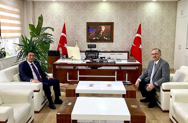 İstanbul Anadolu Adliyesi Başsavcı Vekili Yücel Ertaş, Ataşehir Kaymakamı Bekir Dinkirci’yi Nezaket Ziyareti Gerçekleştirdi