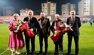 Pendikspor Öğretmenleri Unutmadı