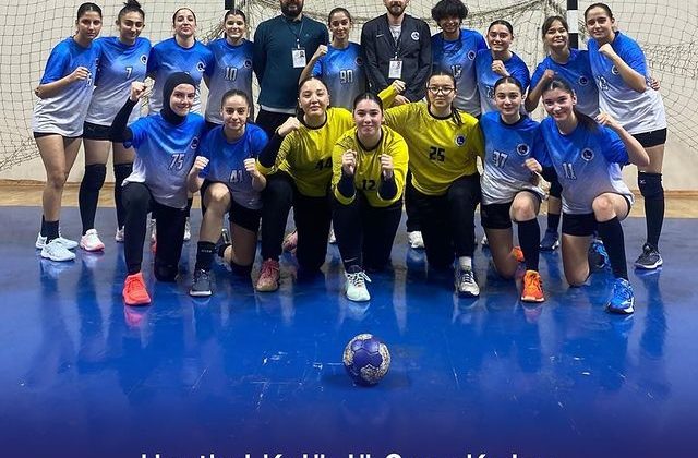 İstanbul Üsküdar Belediyesi Spor Kulübü Alt Yapı Takımları Büyük Başarıya İmza Attı