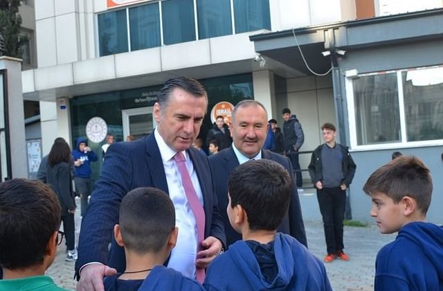 Kaymakam ve İlçe Milli Eğitim Müdürü İsmail Biçer Anadolu İmam Hatip Lisesi’ni Ziyaret Etti