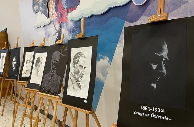 10 Kasım’da Beykoz İlçe Halk Kütüphanesi’nde Atatürk Sergisi Düzenlendi