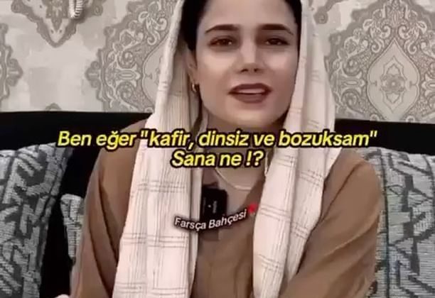 İranlı Şair Simin Behbahani’nin Eserleri ve Temaları