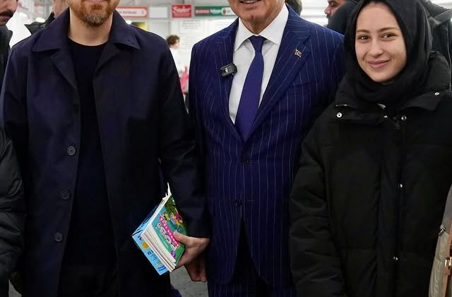 İlim Yayma Vakfı Başkanı Bilal Erdoğan 5. Ümraniye Kitap Fuarı’na Katıldı