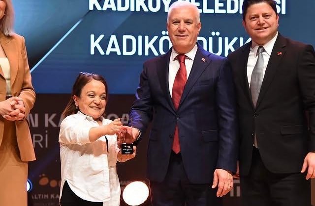 Kadıköy Belediyesi, Altın Karınca Ödülleri’nde İki Ödül Kazandı