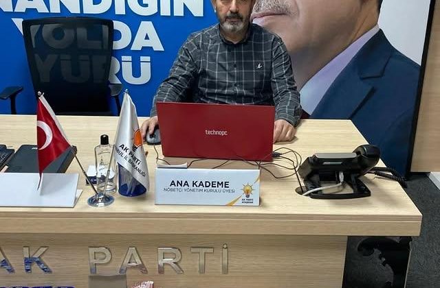 Ataşehir AK Parti İlçe Başkanlığı’nda Nöbetçi Üye Buluşmaları Devam Ediyor