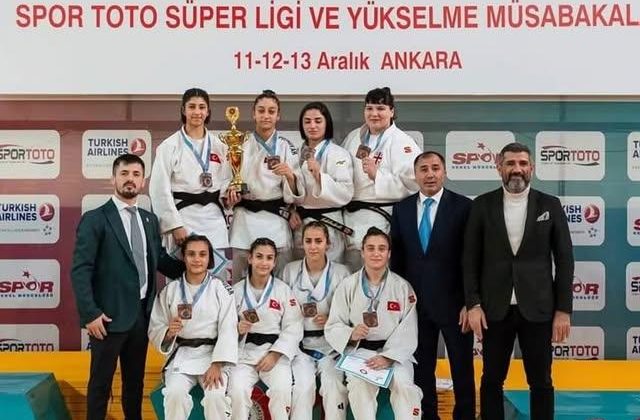 Sancaktepe Belediye Spor Kulübü Judo Takımı Kadınlar Süper Ligini Üçüncü Tamamladı