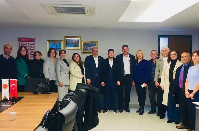 İYİ Parti Beykoz İlçe Başkanlığı Beykoz Muhtarlar Derneği’ni Ziyaret Etti