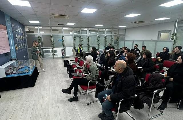 Pendik Belediyesi Gençleri Avrupa Fırsatlarıyla Buluşturdu