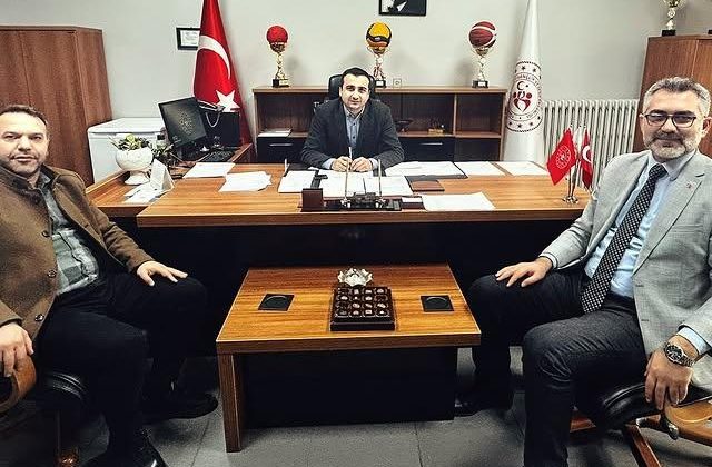 İlçe Millî Eğitim Müdürü, İlçe Gençlik ve Spor Müdürünü Ziyaret Etti