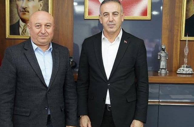 Köy Dernek Başkanı ve Spor Kulübü Başkanı Ümraniye İlçe Başkanlığını Ziyaret Etti