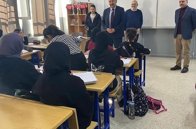 İlçe Milli Eğitim Müdürü Ertan Saygın Okul Ziyaretleri Gerçekleştirdi