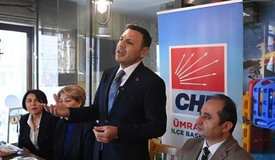 CHP Ümraniye İl Başkanı Özgür Çelik, Muhtarlarla Bir Araya Geldi