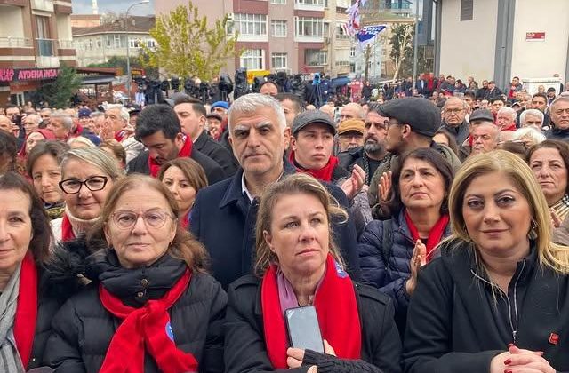 CHP Kadıköy İlçe Örgütü Sancaktepe Belediyesinin Temel Atma Törenine Katıldı