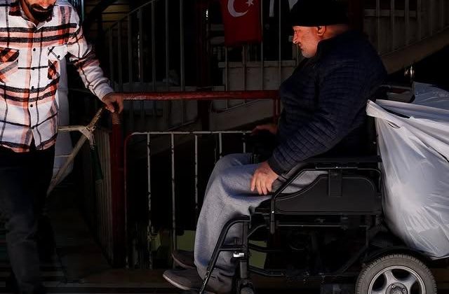 İstanbul’dan Zeytinburnu’na Yolculuk: Terzi Esnafının Engelleri Aşma Hikayesi