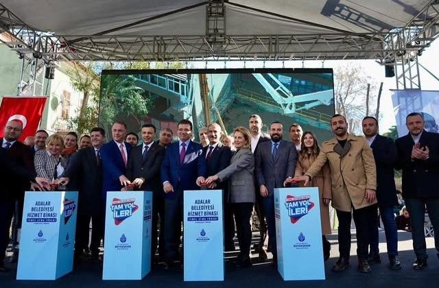 İstanbul Büyükşehir Belediye Başkanı Ekrem İmamoğlu, Adalar Belediyesi Hizmet Binası’nın Temelini Attı
