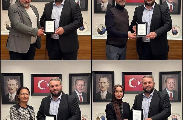 Üsküdar İlçe Başkanlığı’ndan Plaket Töreni