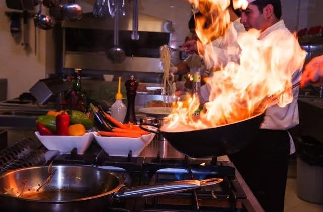 Tuzla Halk Eğitimi Merkezi’nde Aşçılık Kursu Başladı