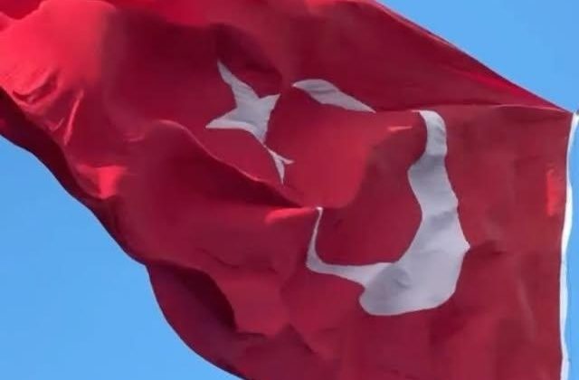 2025 Yılına Umutla Adım Atmak Daha Güçlü Bir Türkiye İçin Birlik ve Beraberlik Mesajı Verildi