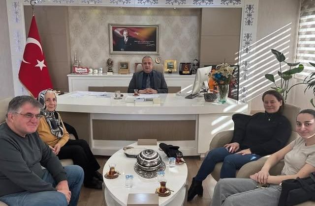 Tuzla Kaymakamı Ümit Hüseyin Güney, Abdullah Yenici ve Ailesini Ziyaret Etti