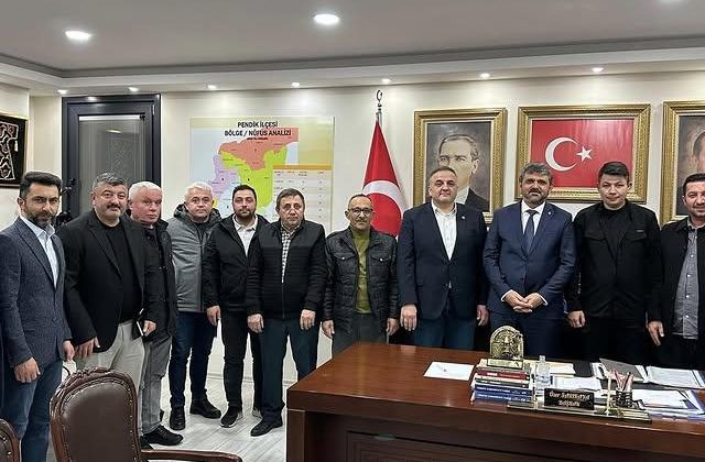Pendik Zonguldaklılar Derneği, Pendik Ak Parti İlçe Başkanlığına Yeni Yönetim Ziyareti Gerçekleştirdi