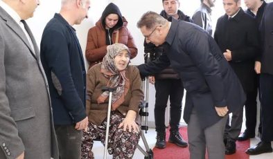 İstanbul Sancaktepe Kaymakamı, Prof. Dr. Feriha Öz Acil Durum Hastanesinde İncelemelerde Bulundu