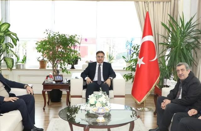 İş İnsanları Kaymakamı Ziyaret Etti