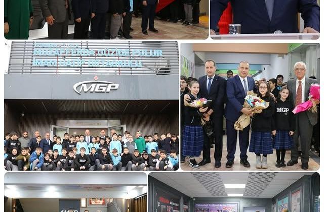 İstanbul Tuzla Kaymakamı Ümit Hüseyin Güney, Muzafferda Güzide Pulur İmam Hatip Ortaokulu’nda İstiklal Marşı Töreninde