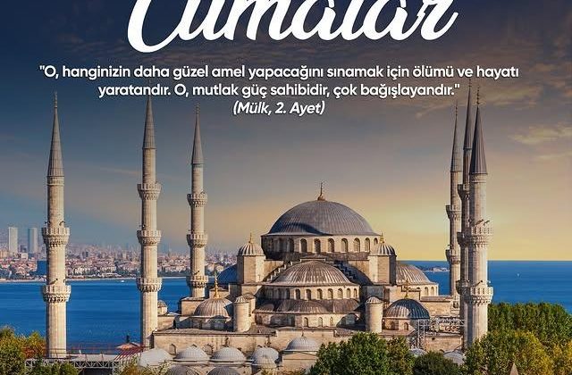 Hayırlı Cumalar Dilekleri İle İstanbul’da Cuma Namazı Kılınıyor