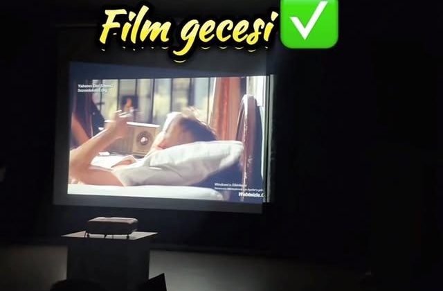 Yeşilay ve Ataşehir Gençlik Merkezi İşbirliğinde Keyifli Film Gecesi