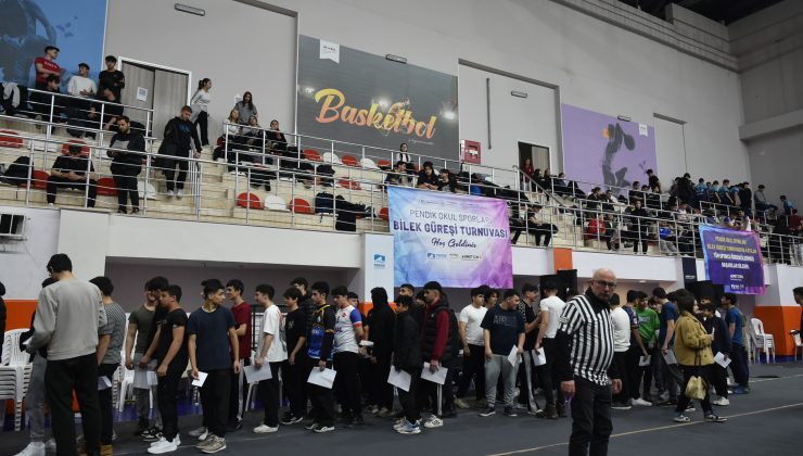 Pendik’te Okullar Arası Bilek Güreşi Heyecanı