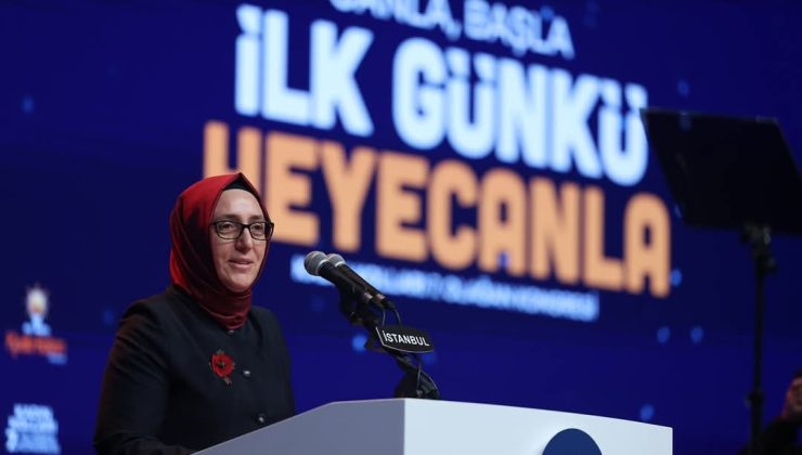 AK Parti İstanbul İl Kadın Kolları Kongresi’nde Saliha Demirer Yeniden Başkan Seçildi