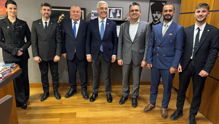 Anavatan Partisi Pendik İlçe Başkanlığı’ndan TBMM Ziyareti