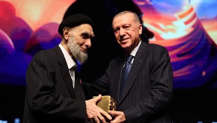 Ünlü Hattat Hasan Çelebi Vefat Etti