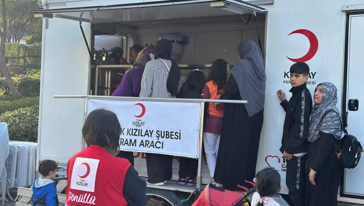 Pendik Kızılay Şubesi’nden Anlamlı İş Birliği: Emniyetle El Ele Kan Bağışı Etkinliği Gerçekleştirildi