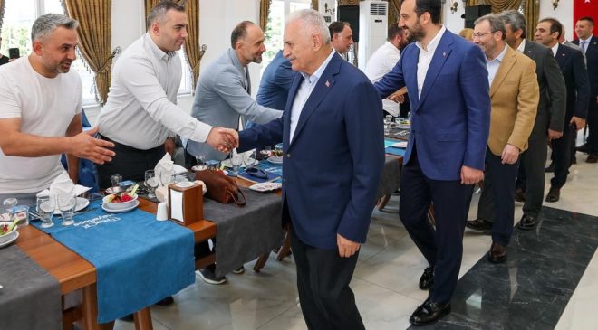 Binali Yıldırım, Pendik’te Türk Devletleri Toplantısına Katıldı