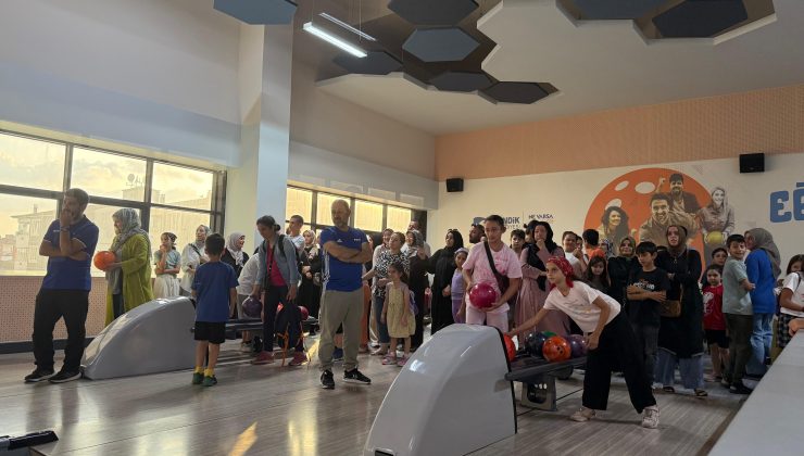 Pendik Belediyesinden “Dünya Bowling Günü”ne Özel Aile Boyu Turnuva
