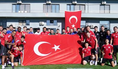 Pendikspor’da Maç Öncesi Anlamlı Kutlamalar ve Son Hazırlıklar